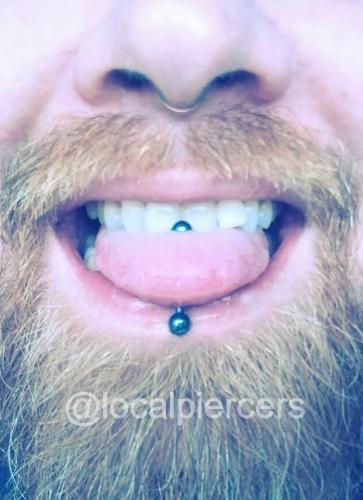 Tongue Piercing Barbell